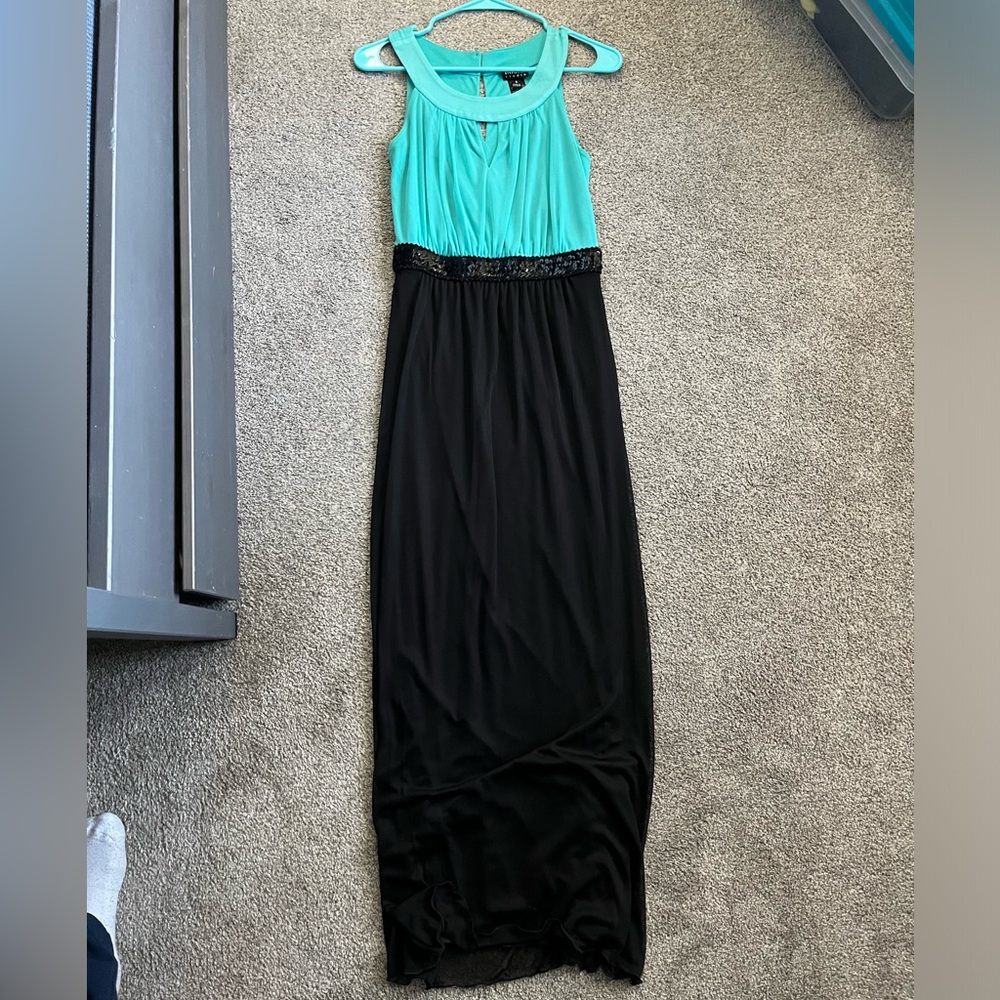 Beautiful dress. Great condition. Selling bc too small for me.